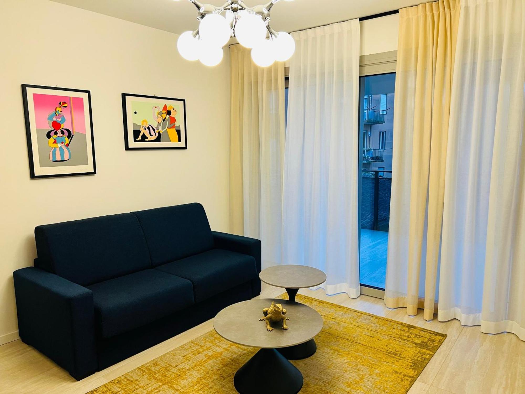 Cremona Inn Aparthotel ภายนอก รูปภาพ