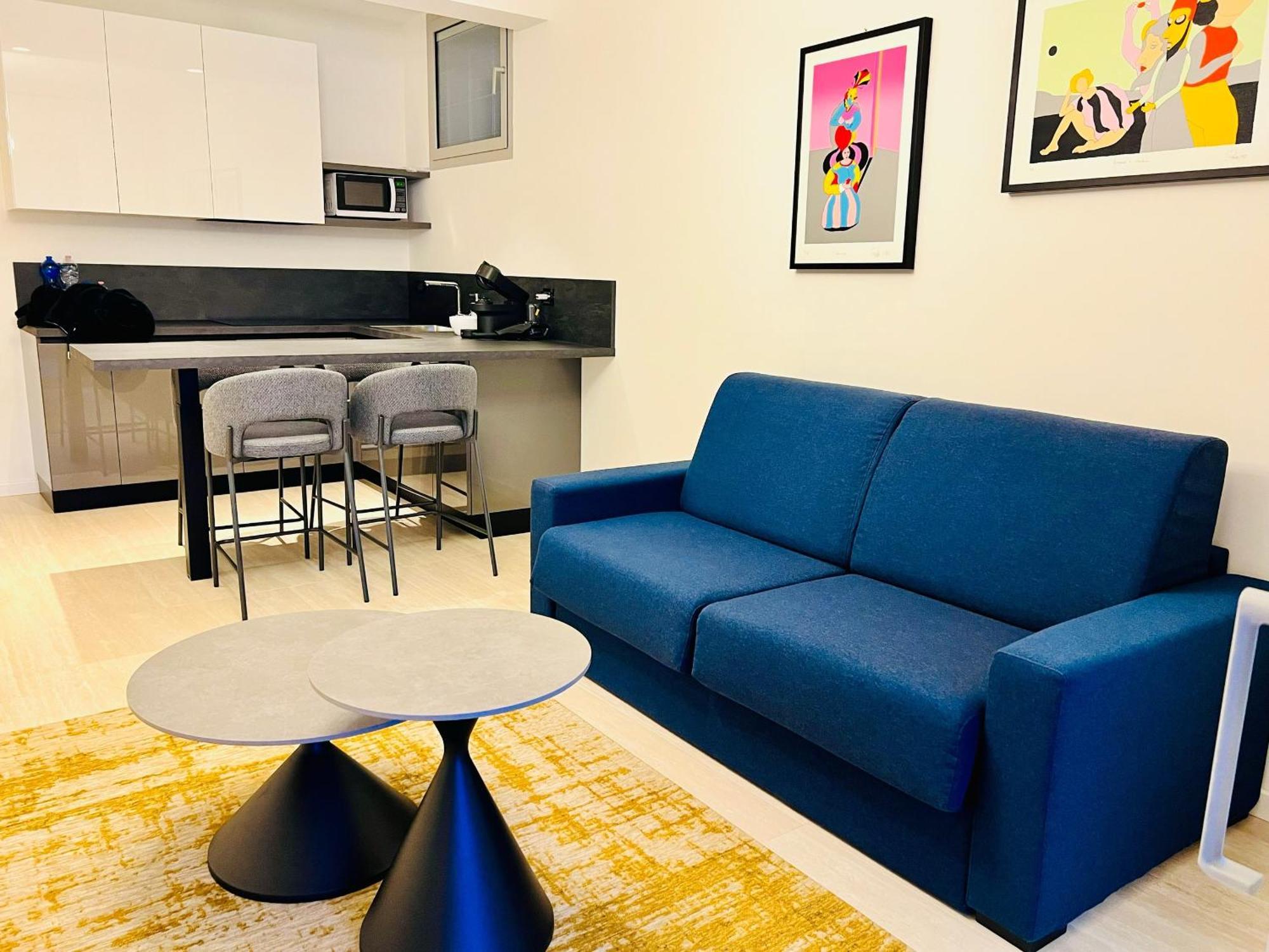 Cremona Inn Aparthotel ภายนอก รูปภาพ