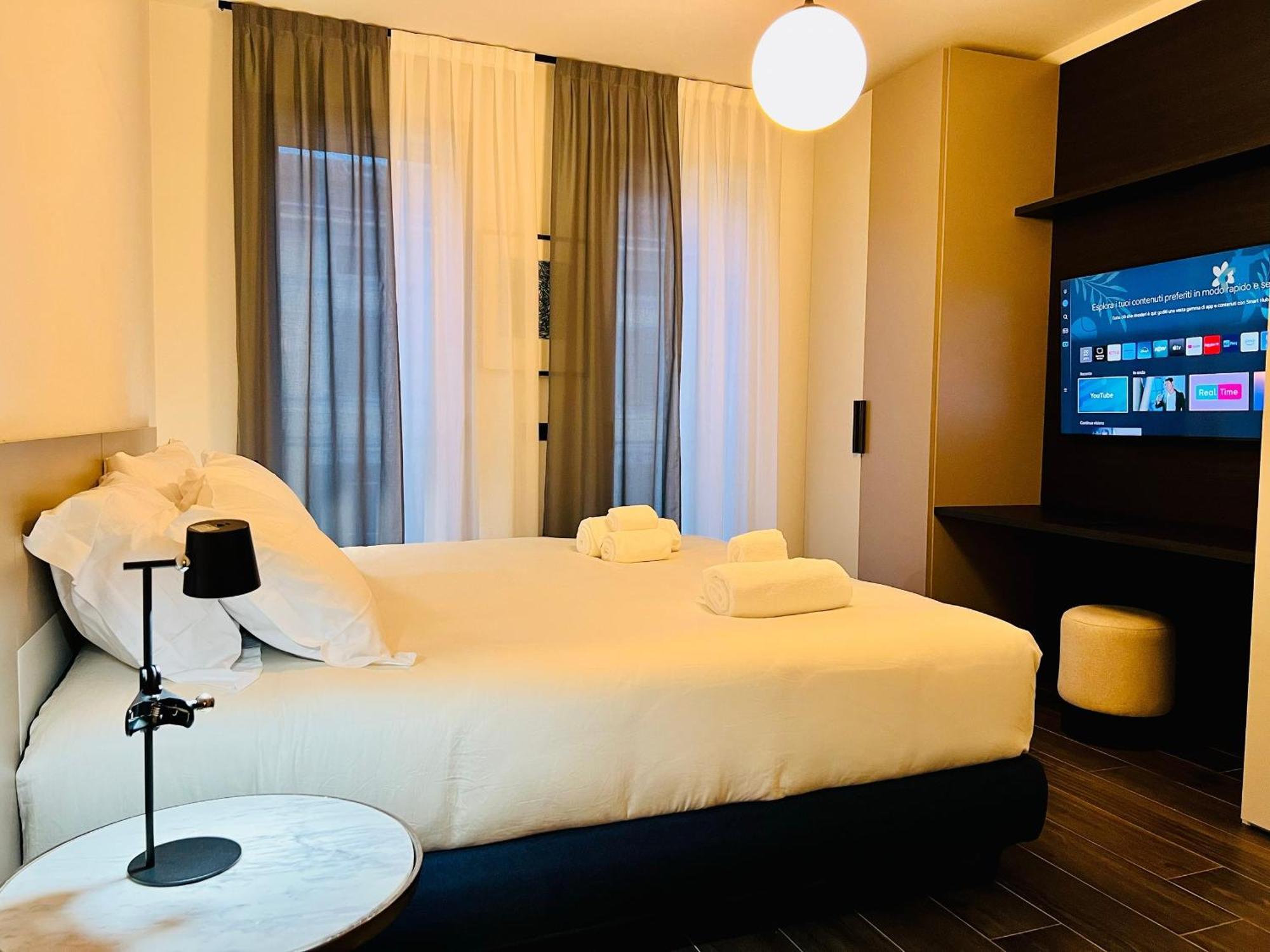 Cremona Inn Aparthotel ภายนอก รูปภาพ