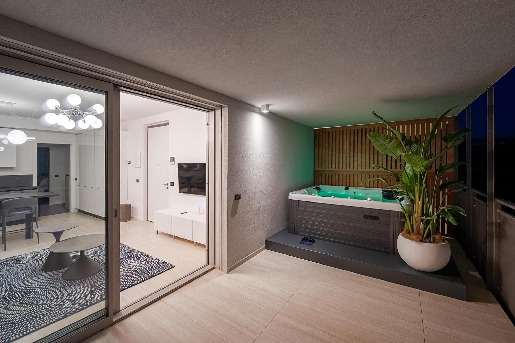 Cremona Inn Aparthotel ภายนอก รูปภาพ